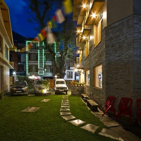 Lonchenpa B&B Manāli Exterior foto